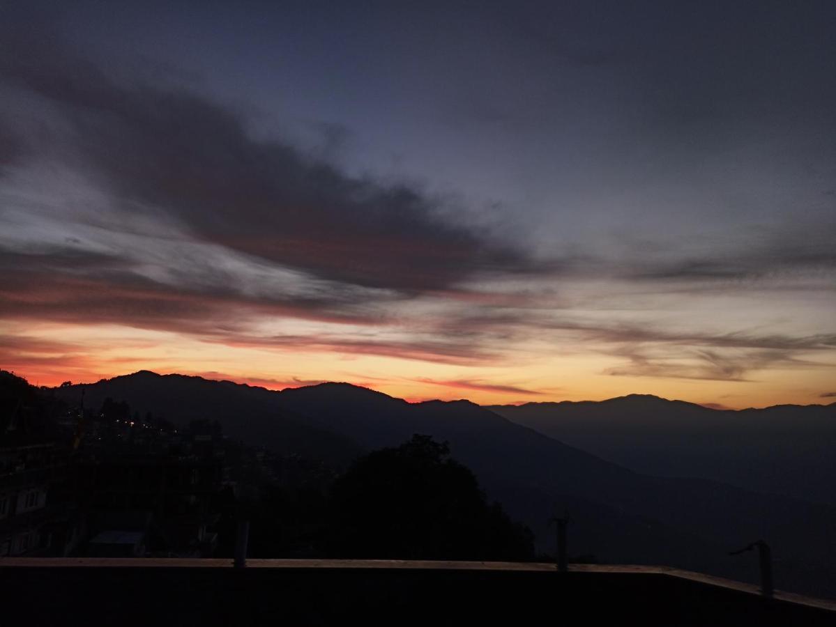 Hotel Amaira Darjeeling  Bagian luar foto